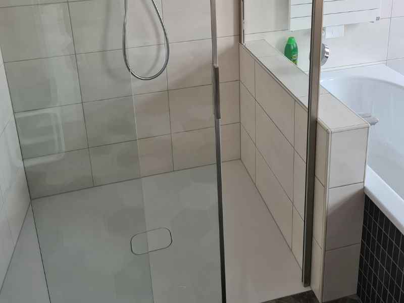 Bodengleiche Dusche für ein barrierefreies Bad.